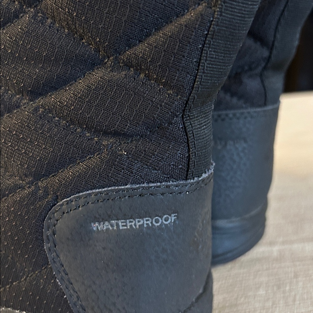 COLUMBIA Ice Maiden II Slip Boot Suede Waterproof Winter Snow Black women’s 6 - Picture 5 of 7